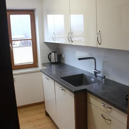 S Mauthaeusl Luftenstein 아파트 *