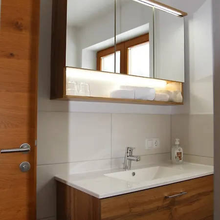 S Mauthaeusl Luftenstein アパート